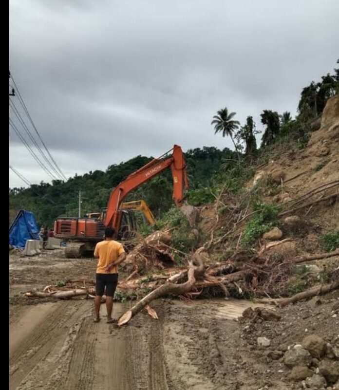 10-MENOLAK TAMBANG