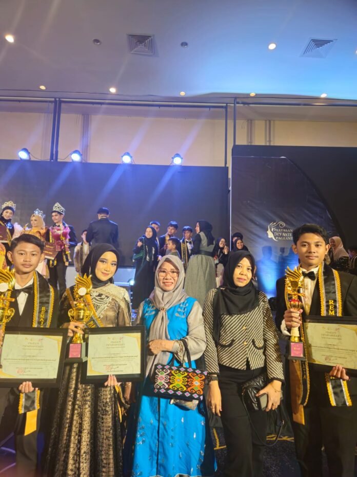 10-JUARA