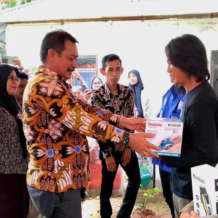 00-BUPATI TOLITOLI