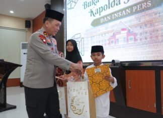 Kapolda Sulteng Santuni Anak Yatim